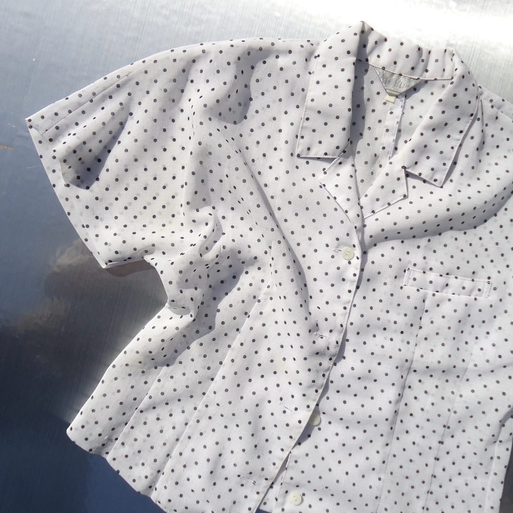 Vintage Cropped Polka Dot Short Sleeve Button Up Top